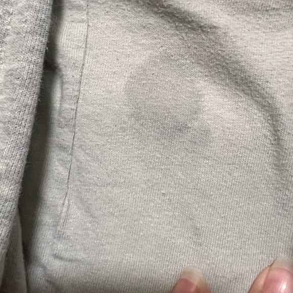 The North Face Heather Gray Pullover Hoodie Sweatshirt | Fall | Cozy | Cotton - Picture 7 of 8